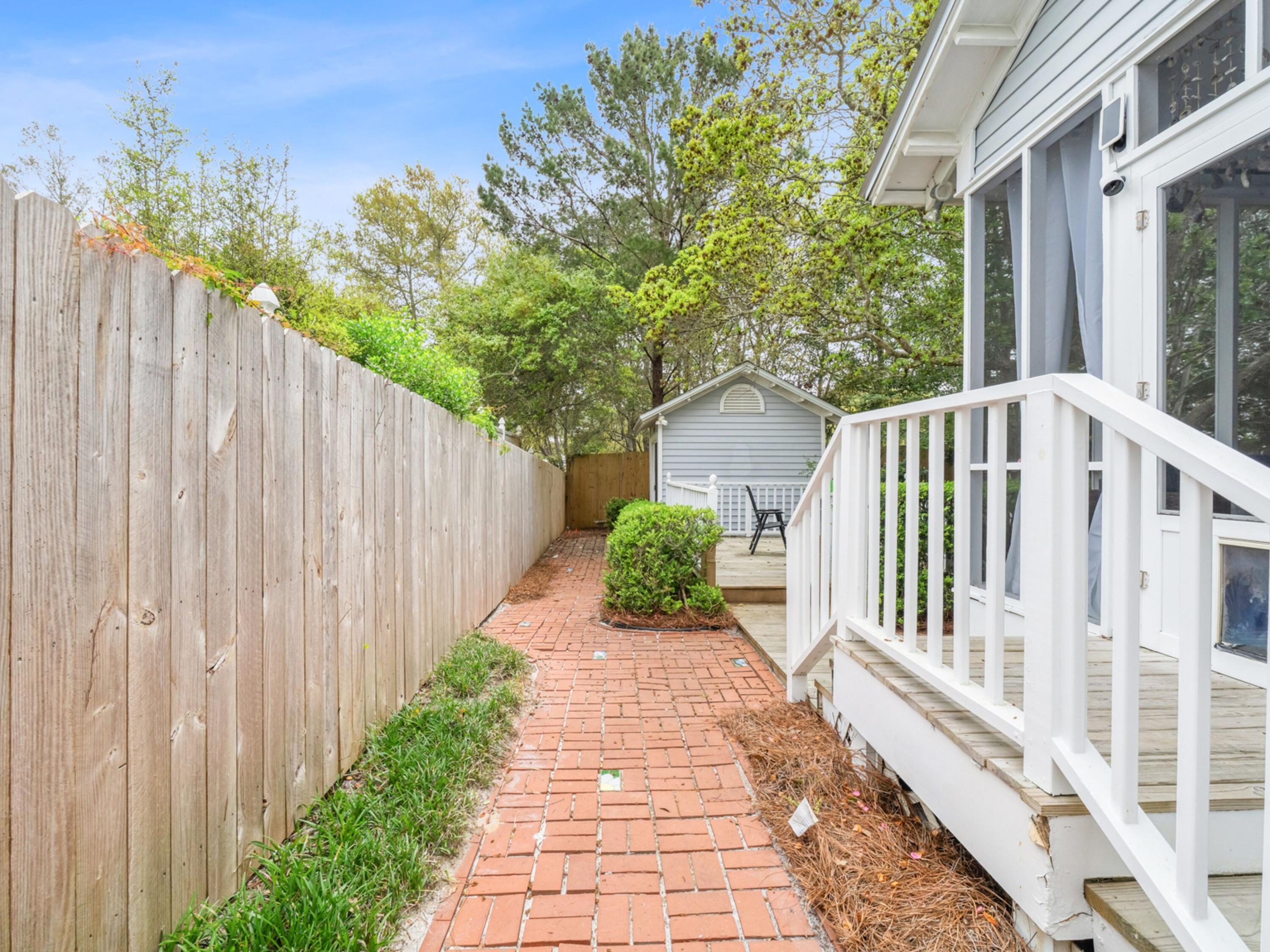 SEABREEZE 1ST ADDN - Residential