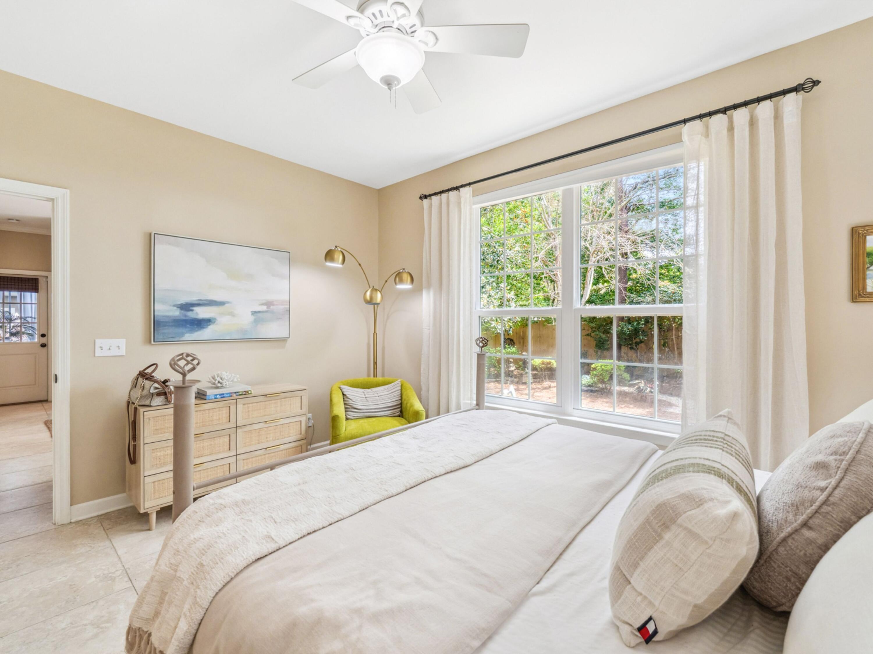 SEABREEZE 1ST ADDN - Residential