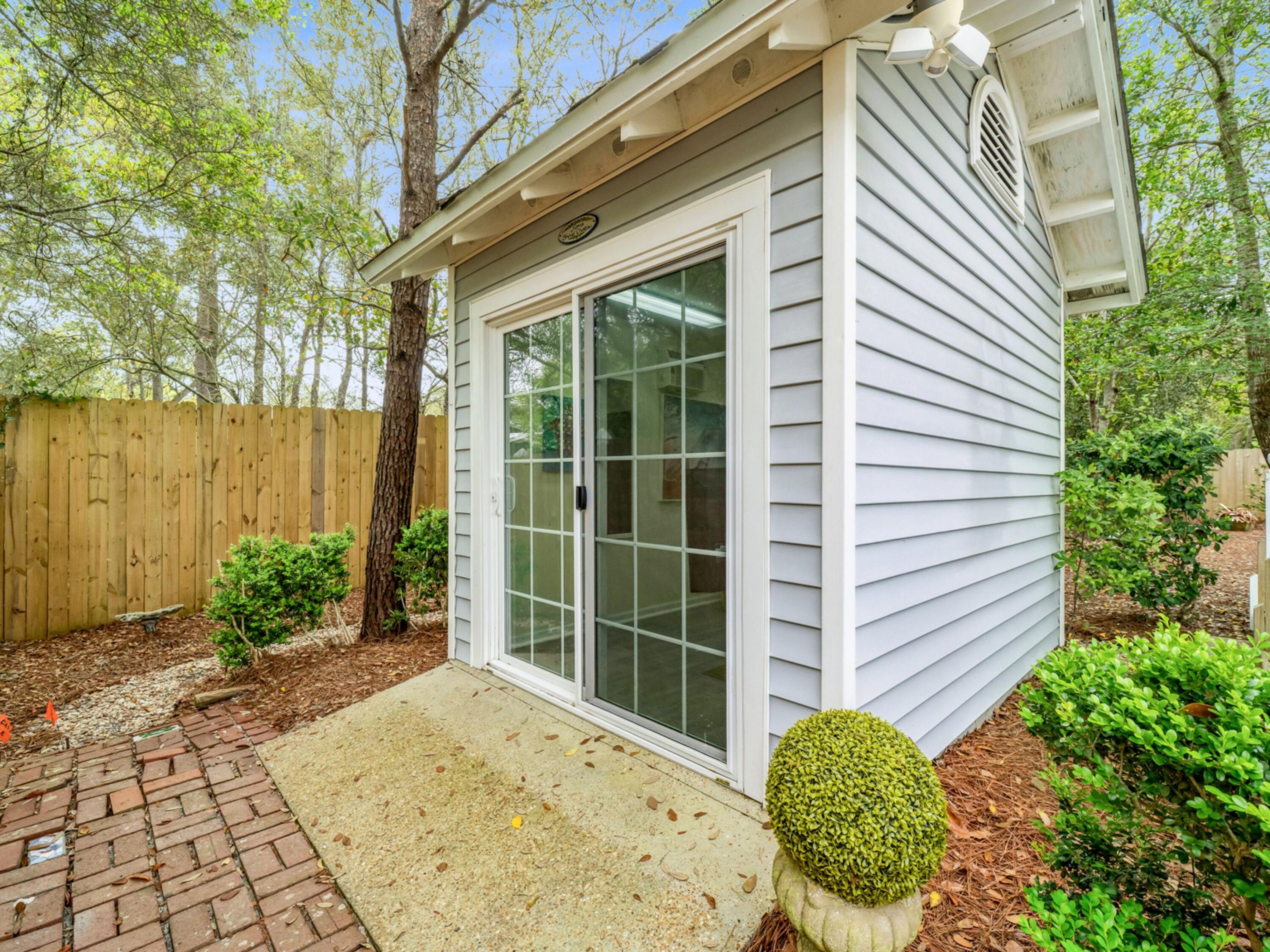 SEABREEZE 1ST ADDN - Residential