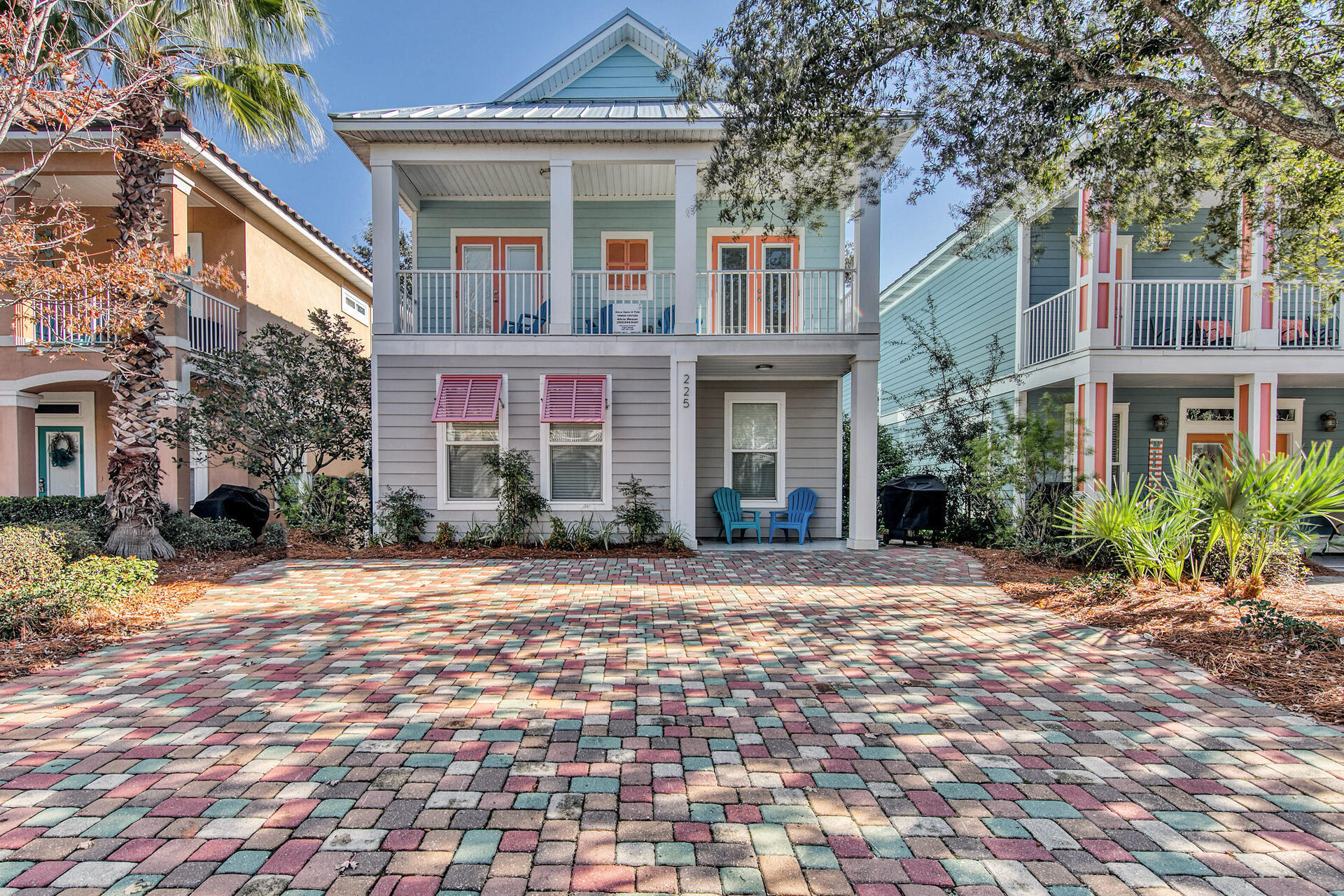 EASY SHOW! This is great opportunity to have a home in the Villages of Crystal Beach! The Community is Gated and our location is great, with shopping, dining and entertainment within one Block. Whole Foods is just across the highway. This floor plan is great with 4 bedrooms, 3.5 Baths, 2 Master suites and 2 Living rooms. There are custom built bunks in one of the bedrooms and there are 2 owner lock outs. Villages of Crystal Beach has been proven to be a Great Investment community with awesome rentals but also houses several full time residents who enjoy our Fantastic Lagoon Pool area, Hot tub and Surround sound all day. Tropical paradise is right here!