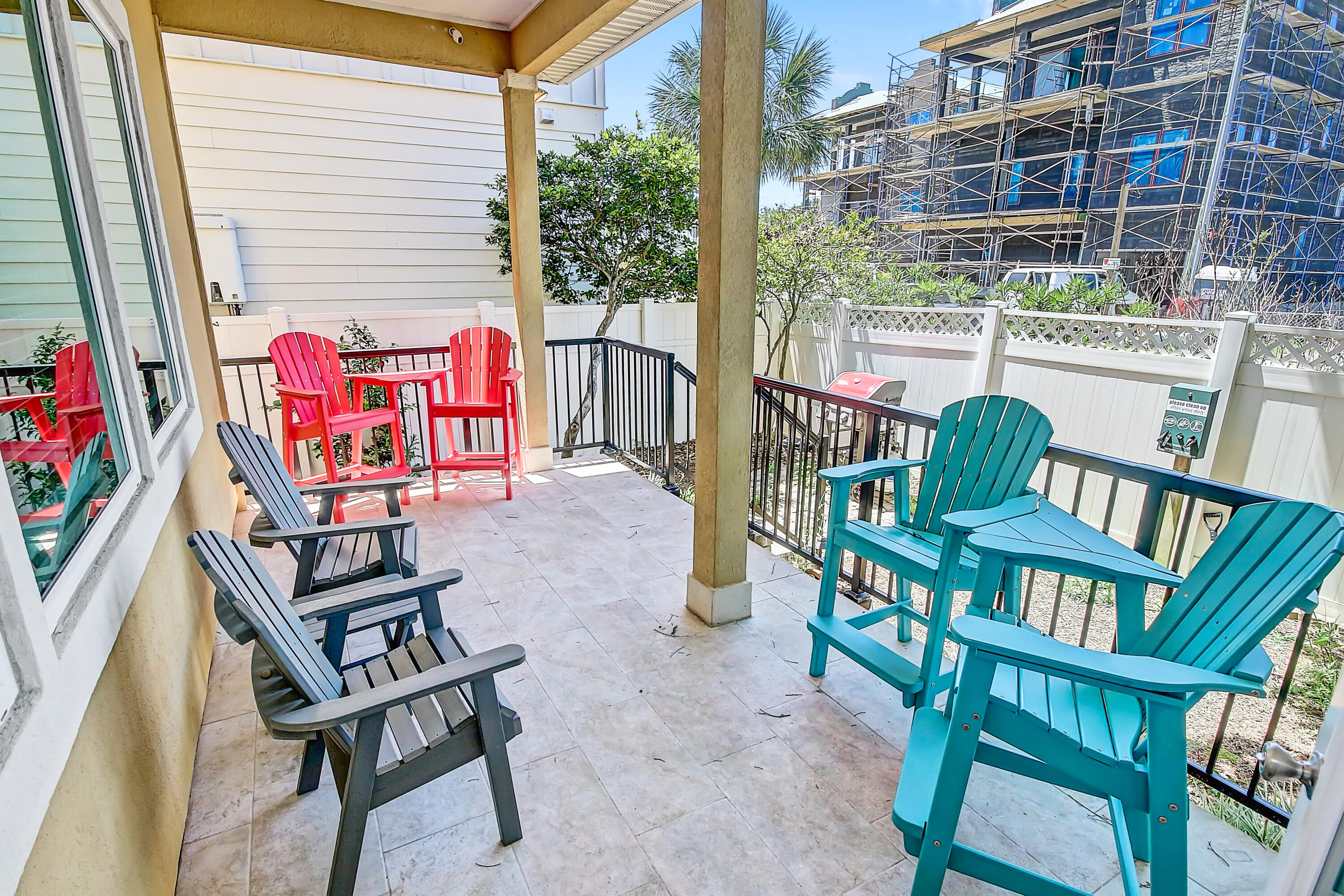 EMERALD WATERS VILLAGE - Residential