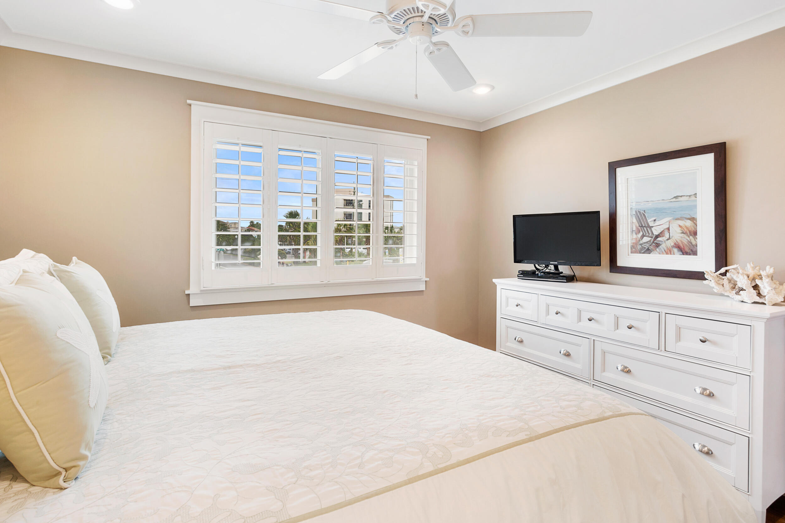 GREENREEF T/H PH 2 - Residential