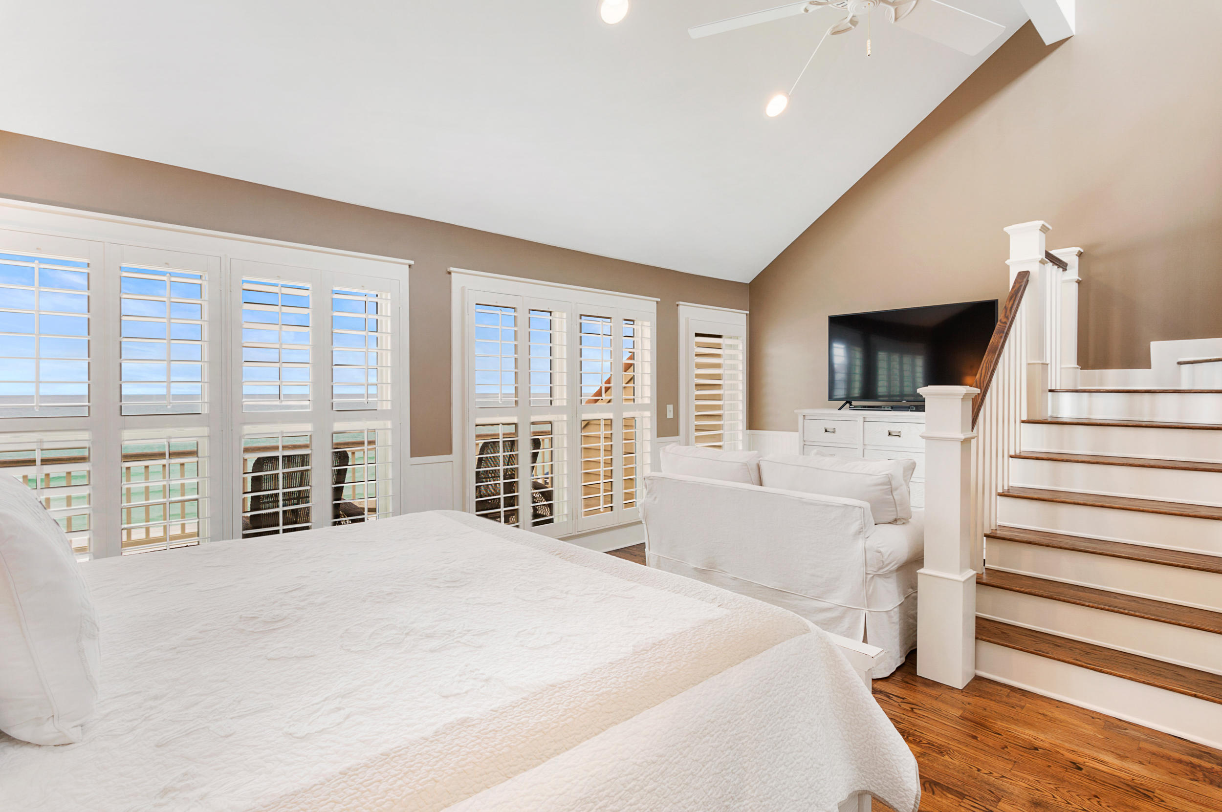 GREENREEF T/H PH 2 - Residential