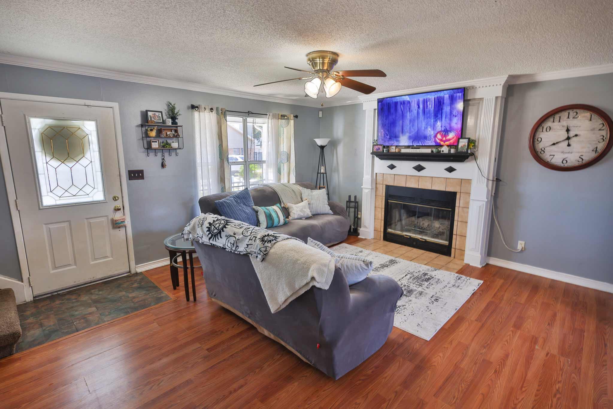 WOODLAND PARK ESTATES - Residential