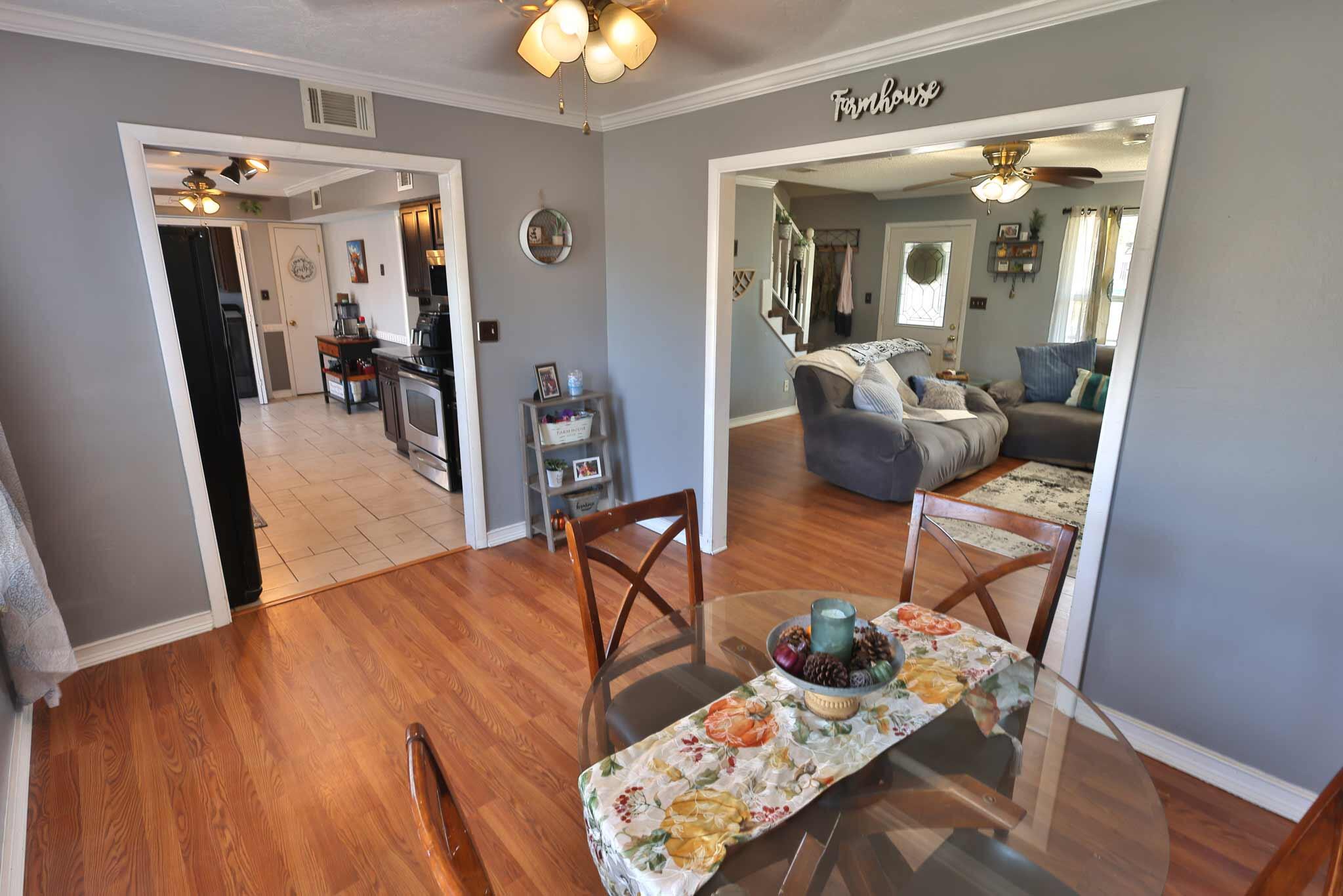 WOODLAND PARK ESTATES - Residential