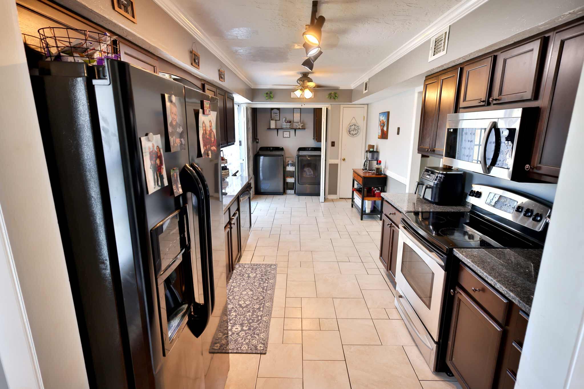 WOODLAND PARK ESTATES - Residential