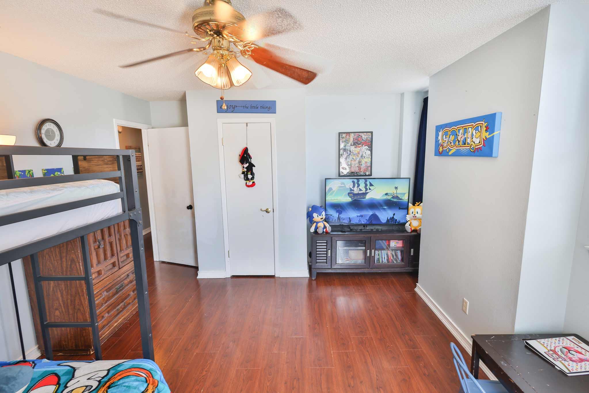 WOODLAND PARK ESTATES - Residential