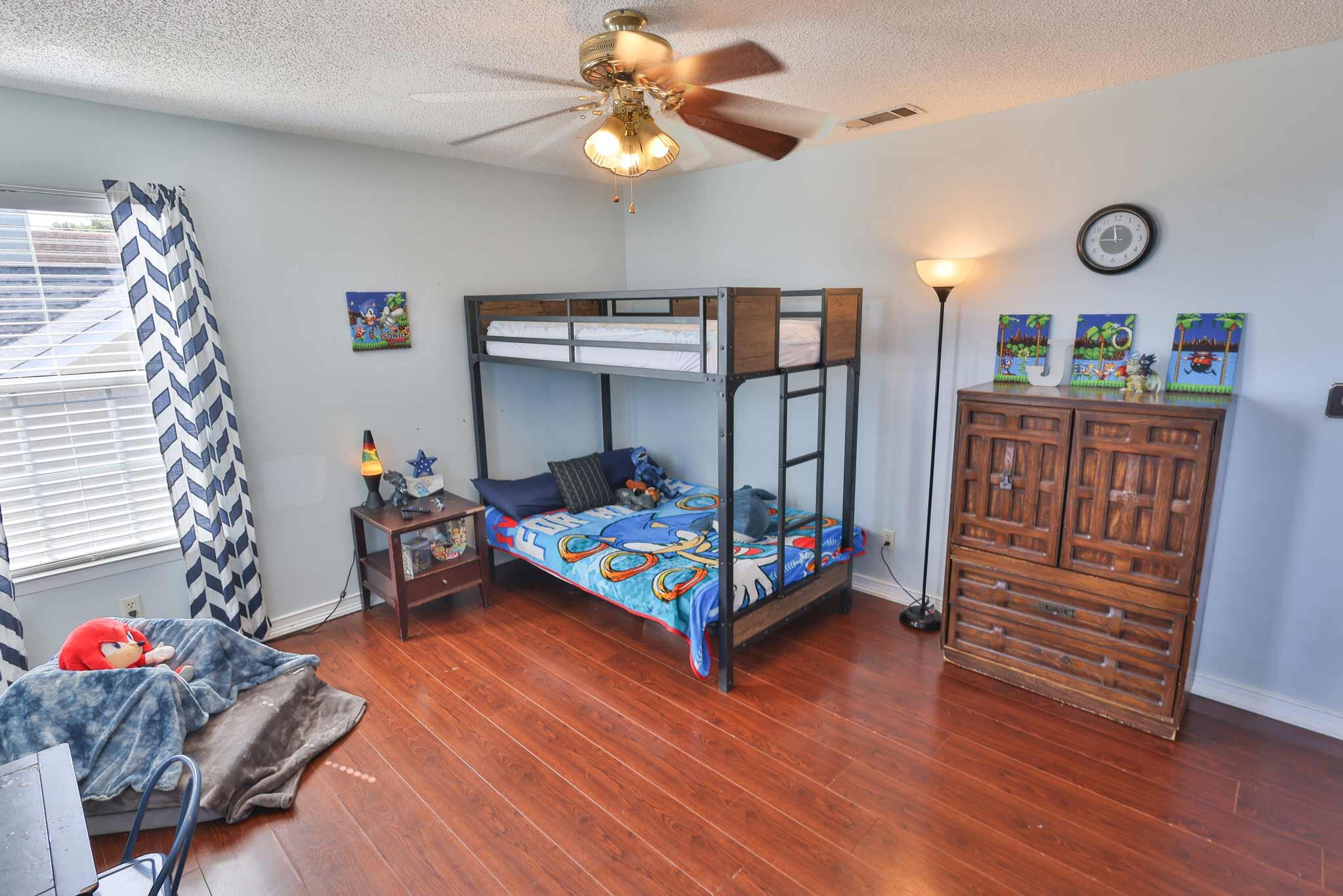 WOODLAND PARK ESTATES - Residential