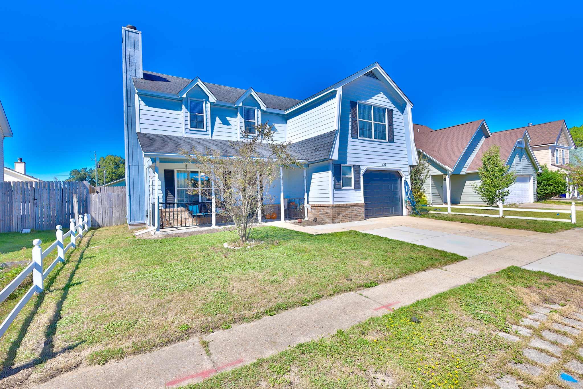WOODLAND PARK ESTATES - Residential