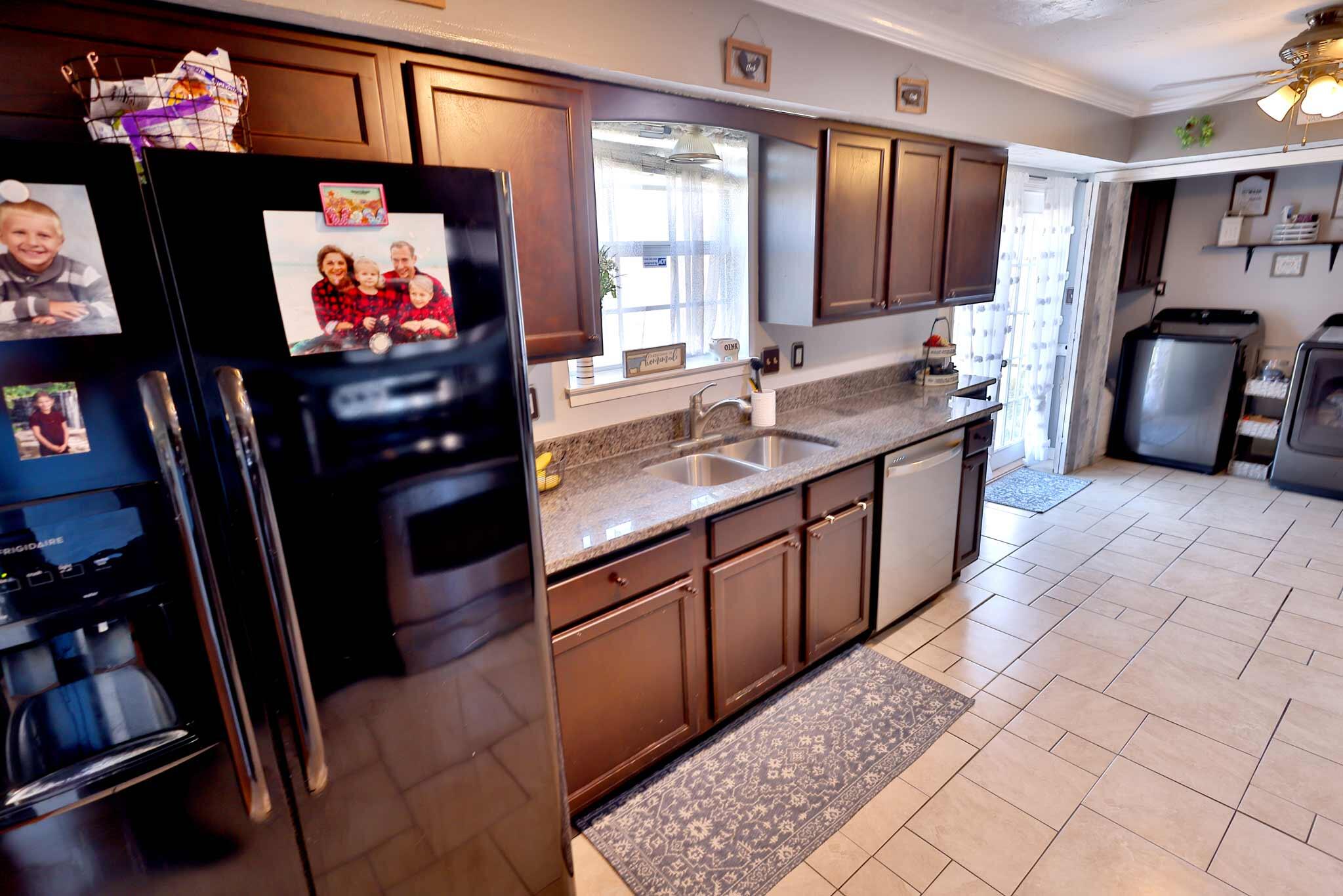 WOODLAND PARK ESTATES - Residential