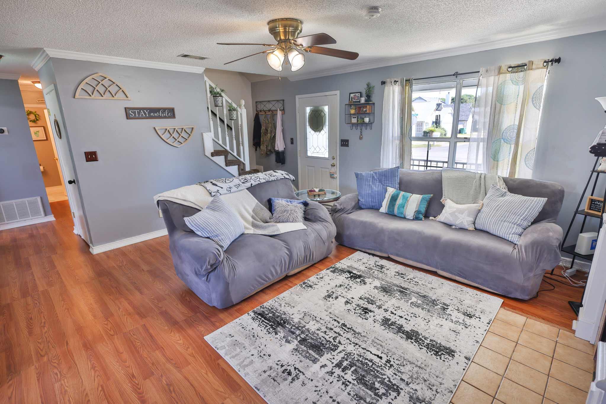 WOODLAND PARK ESTATES - Residential