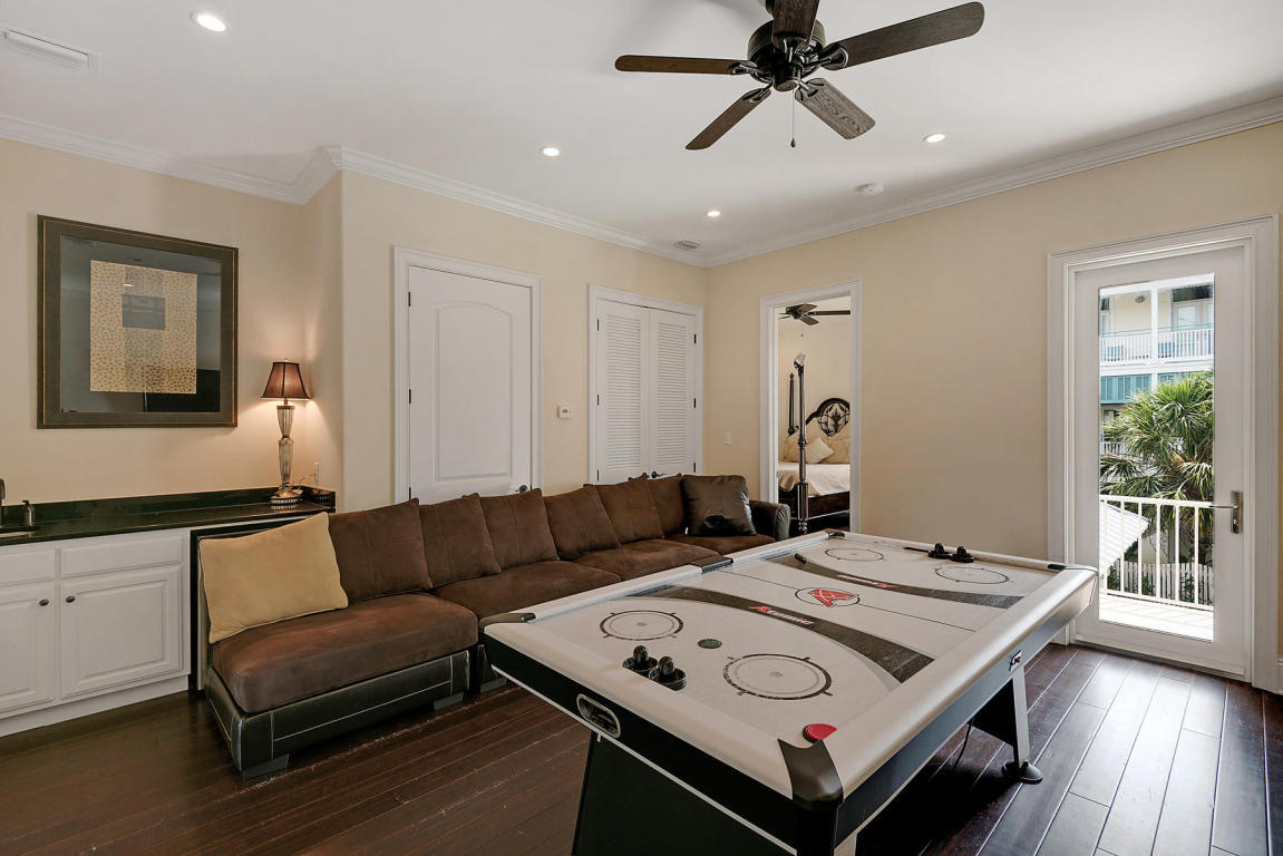 FRANGISTA BEACH 1ST ADDN - Residential