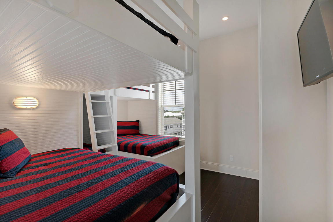 FRANGISTA BEACH 1ST ADDN - Residential