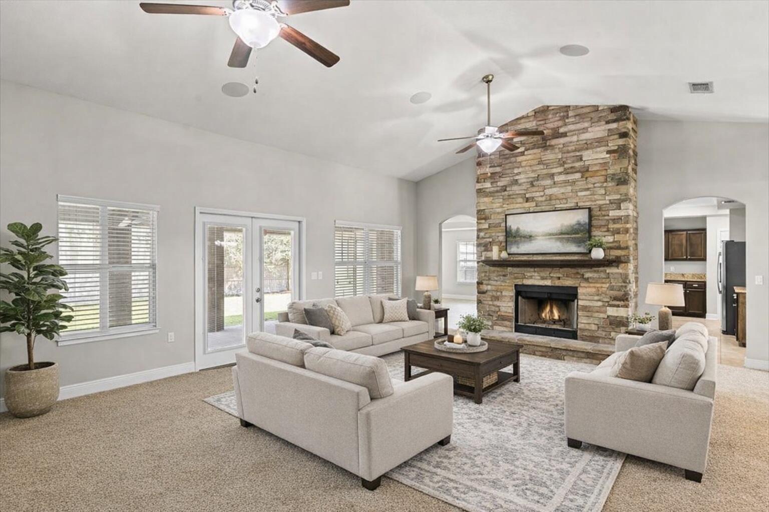 SAVANNAH PLANTATION - Residential