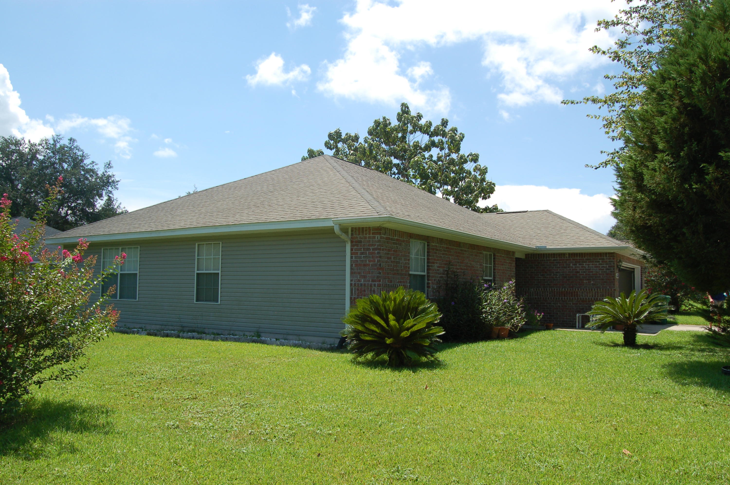 NAVARRE S/D 2ND ADDN - Residential