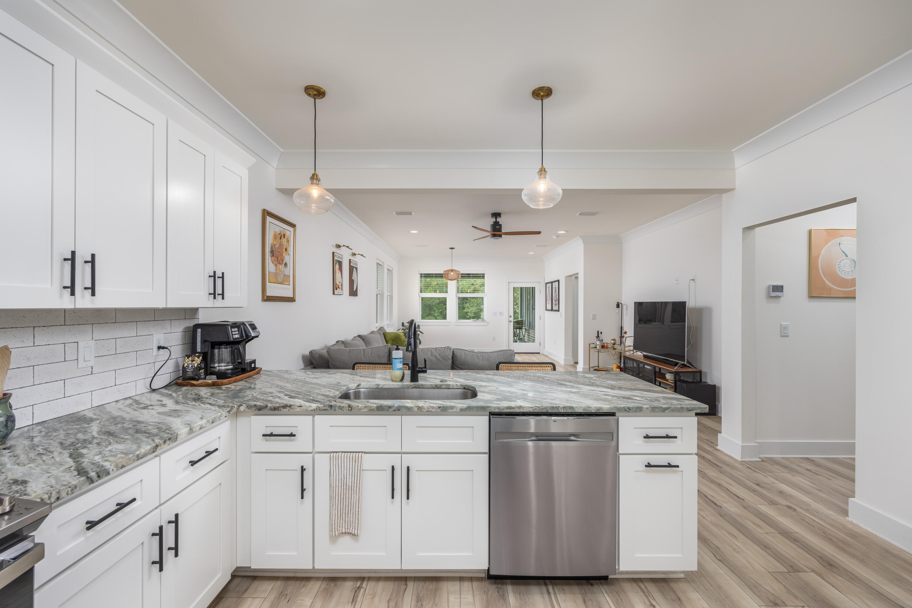 LAGRANGE LANDING - Residential