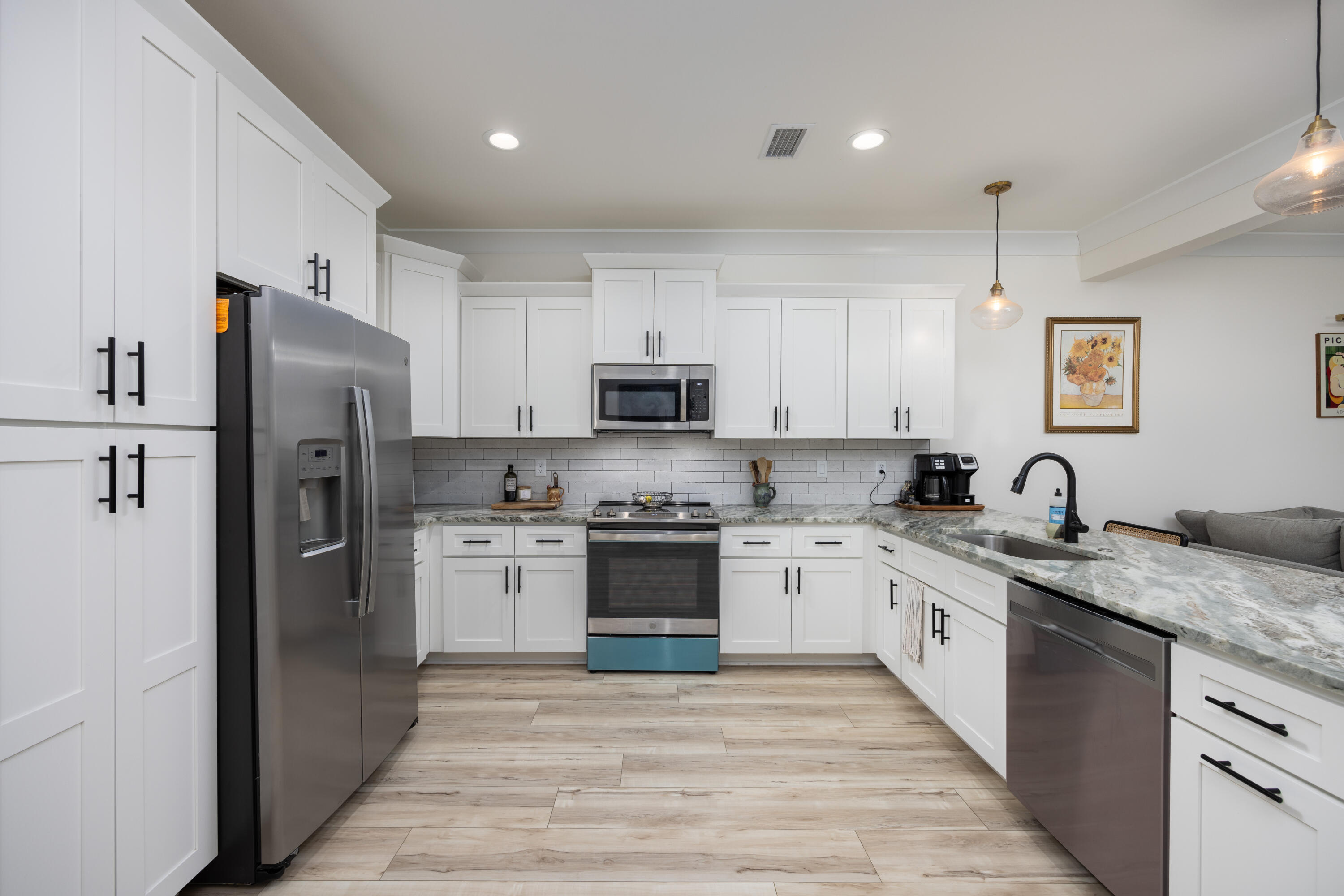 LAGRANGE LANDING - Residential