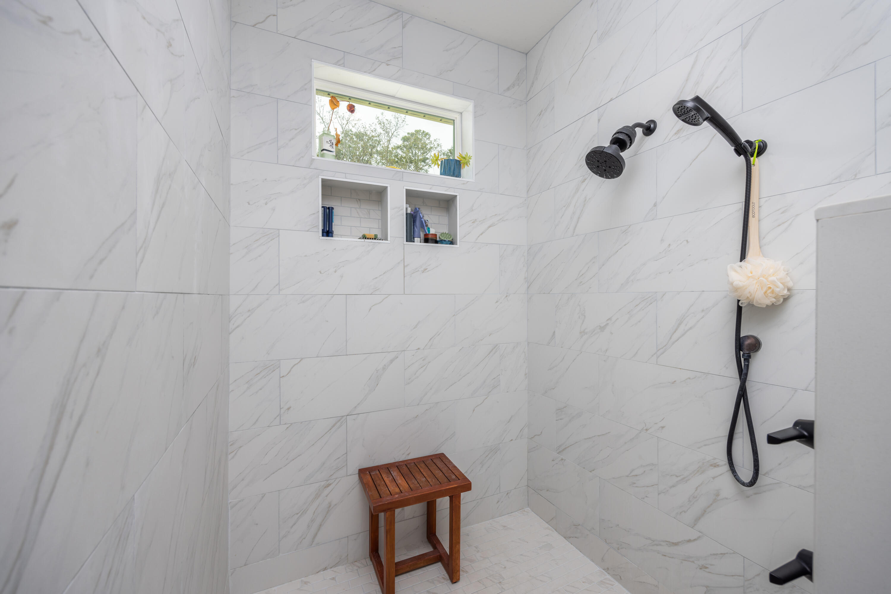 LAGRANGE LANDING - Residential