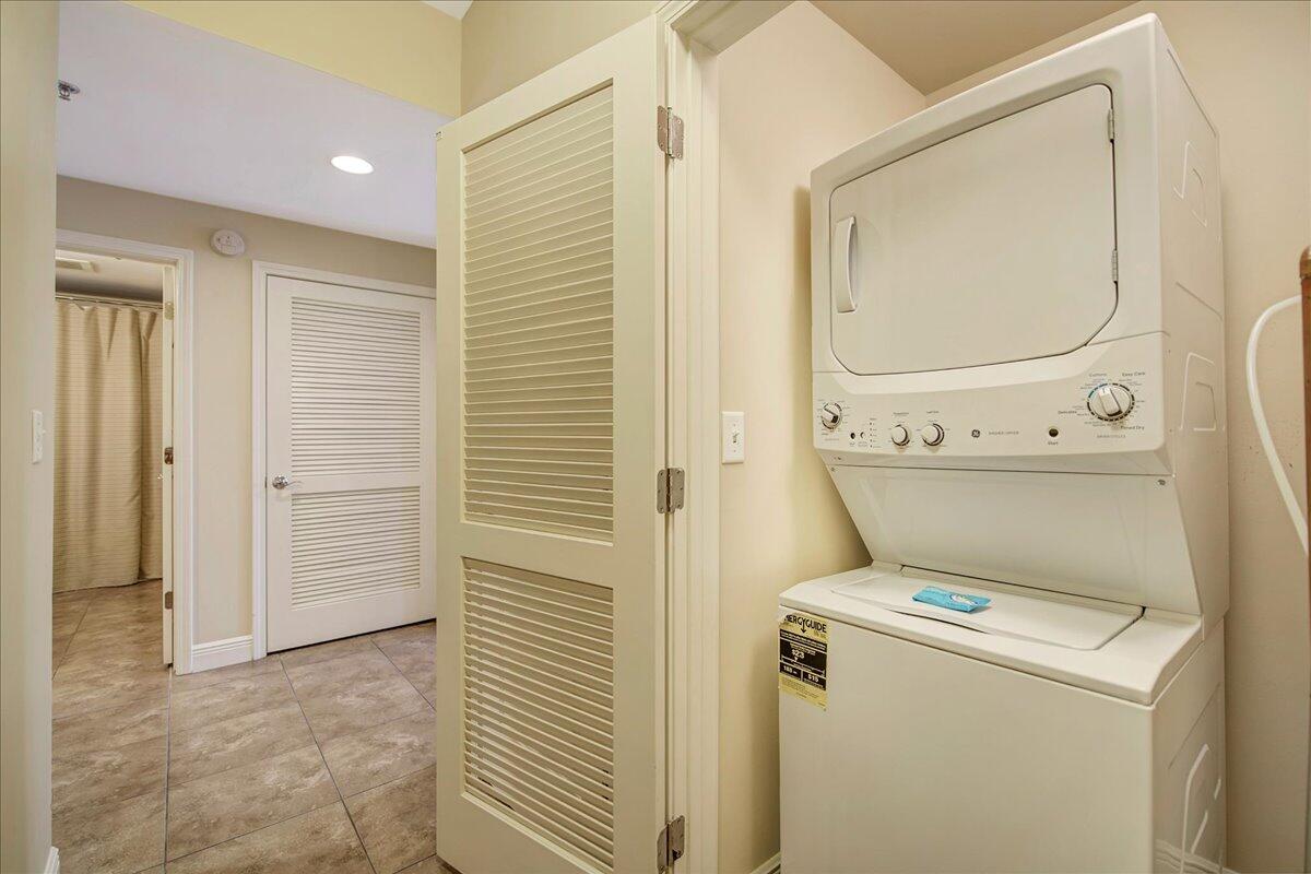 Sterling Breeze - Residential