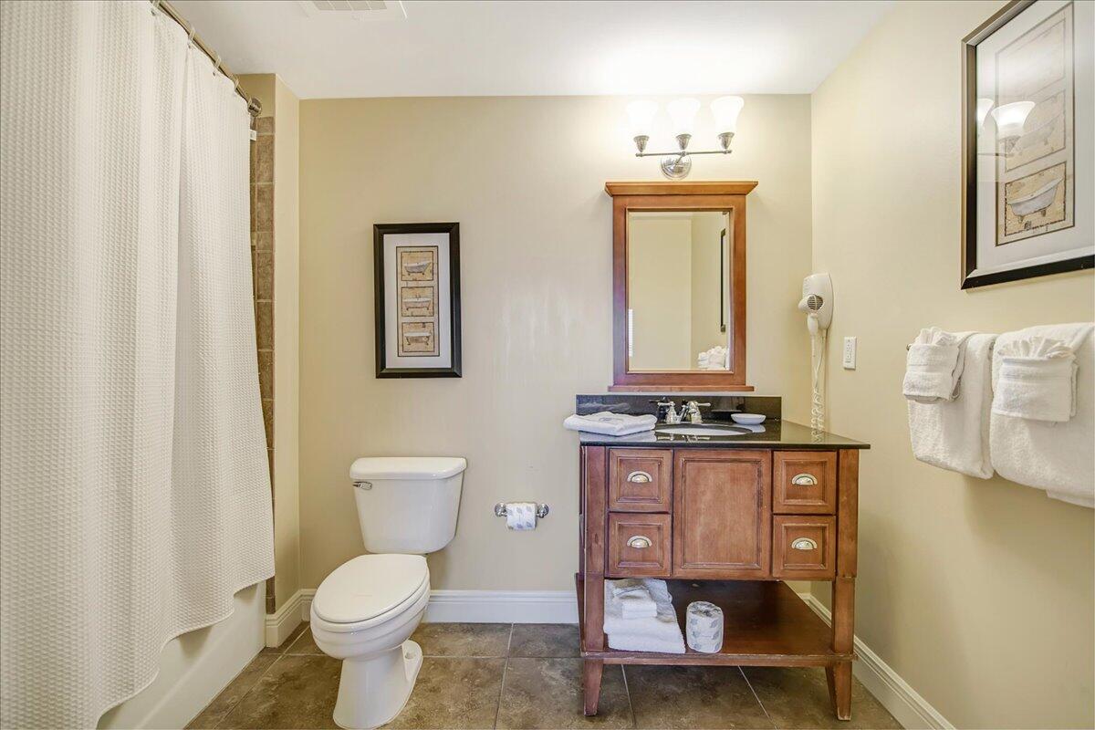 Sterling Breeze - Residential