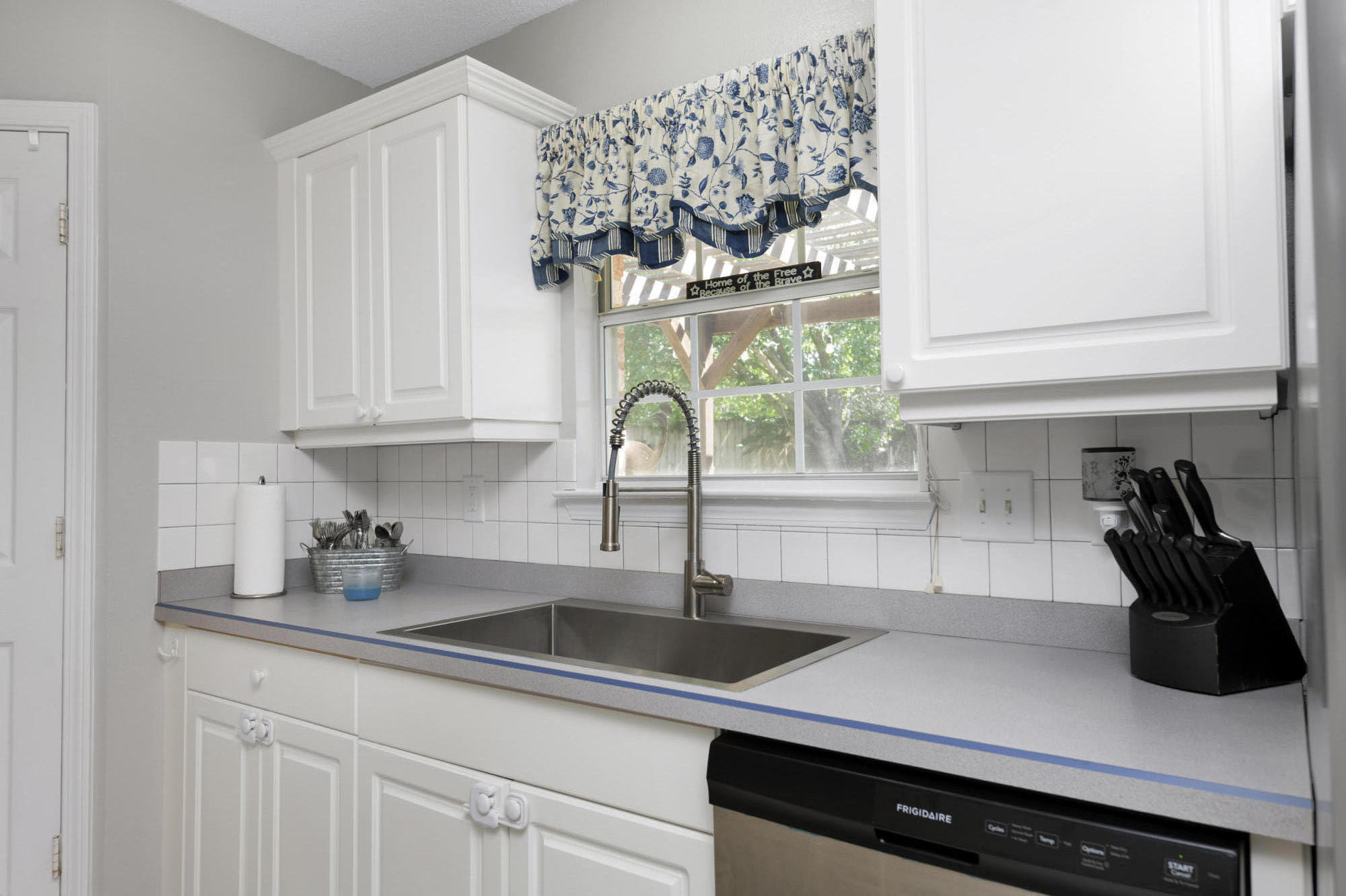 COUNTRYVIEW ESTATES 4TH ADDN PH 4 - Residential