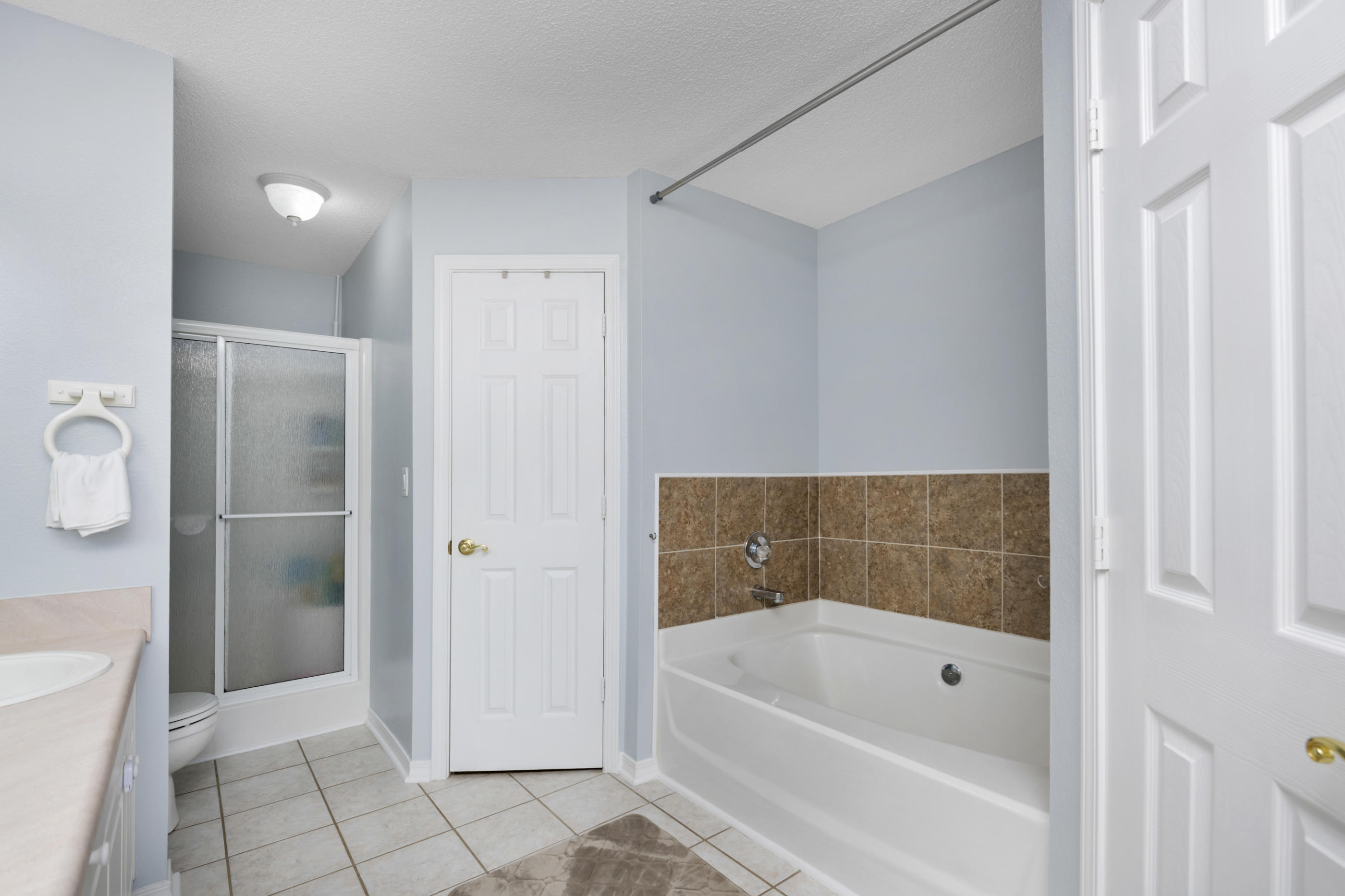 COUNTRYVIEW ESTATES 4TH ADDN PH 4 - Residential