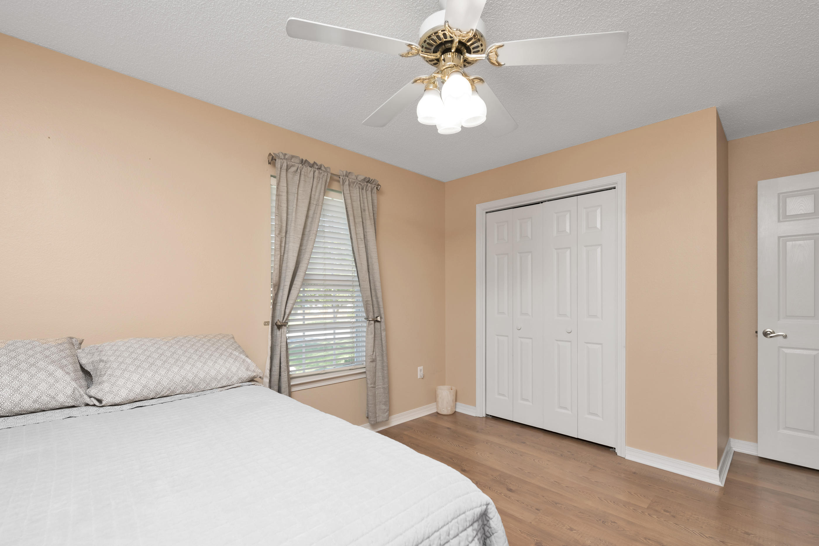 COUNTRYVIEW ESTATES 4TH ADDN PH 4 - Residential