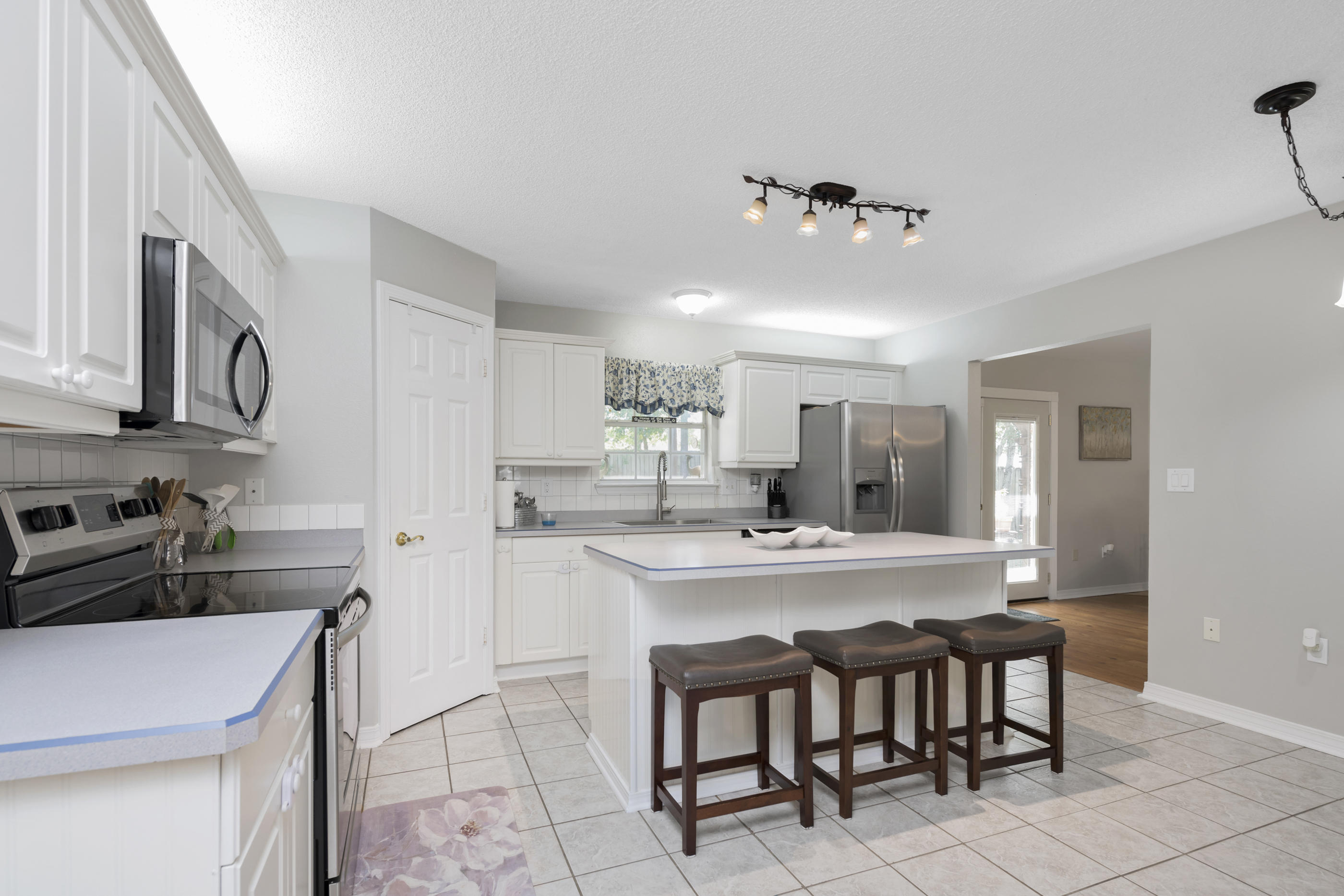 COUNTRYVIEW ESTATES 4TH ADDN PH 4 - Residential