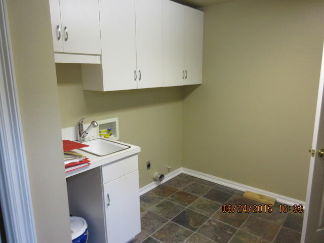 TURNBERRY PLACE - Residential Lease