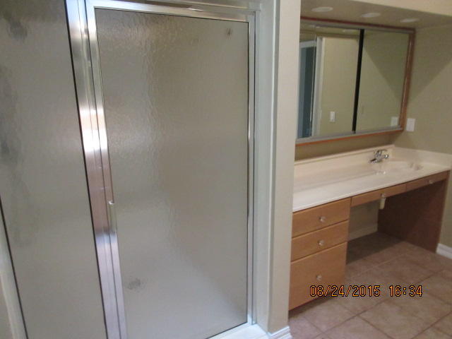 TURNBERRY PLACE - Residential Lease