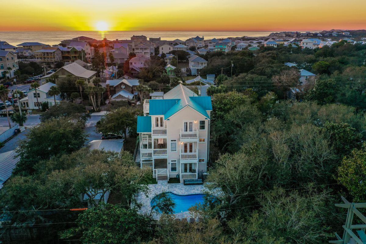 GRAYTON BEACH - Residential