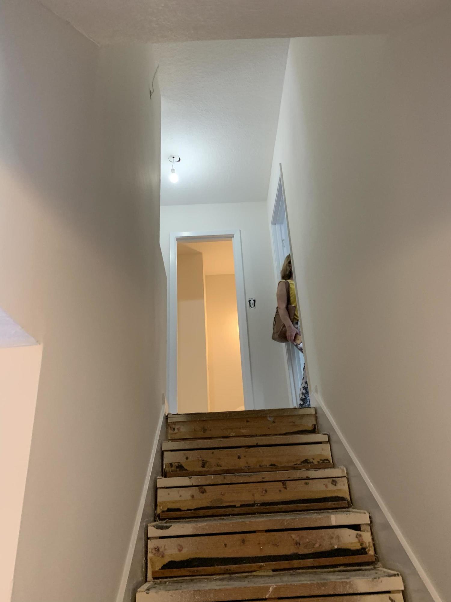 VALENCIA ARMS - Residential