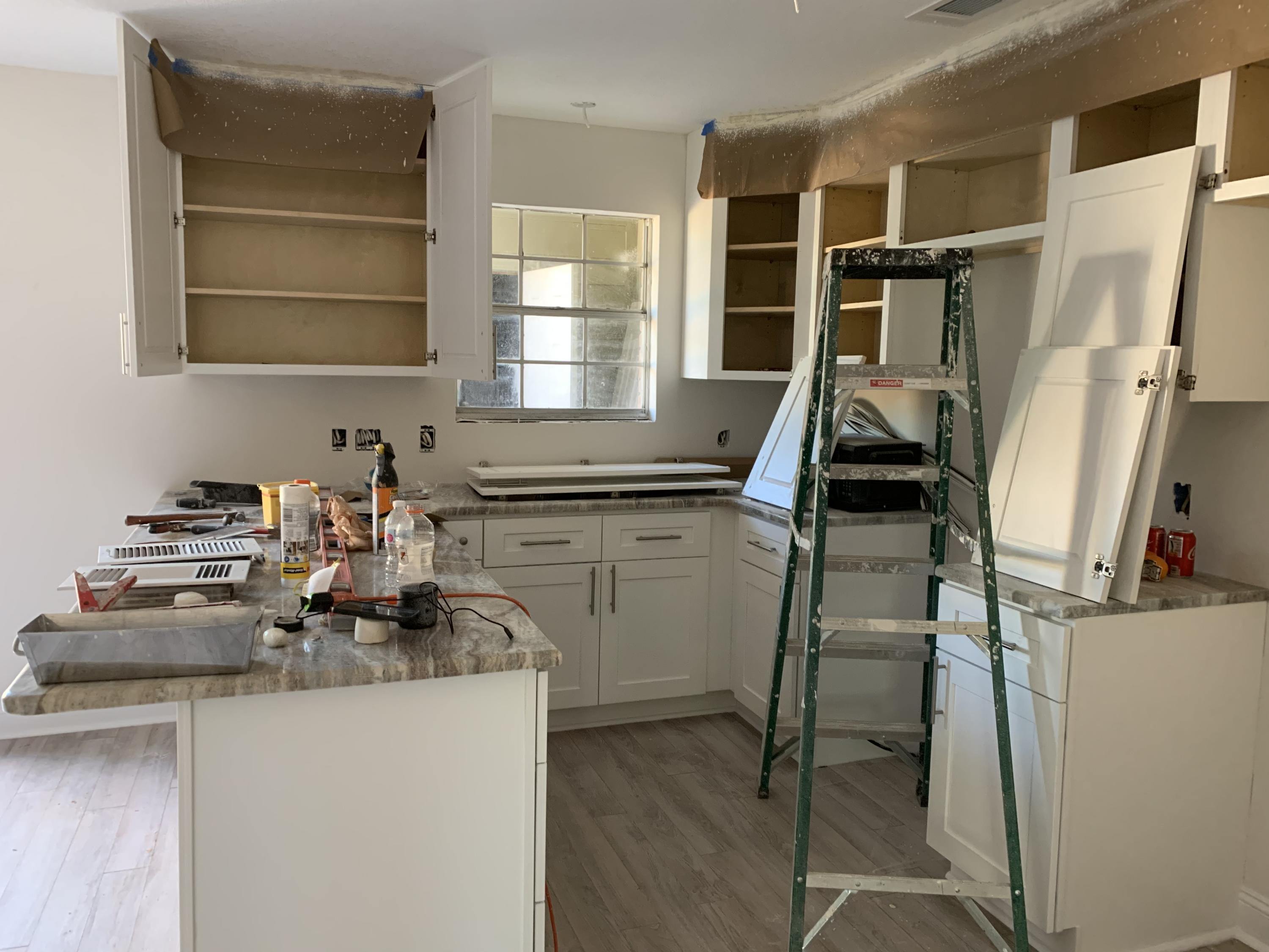 VALENCIA ARMS - Residential