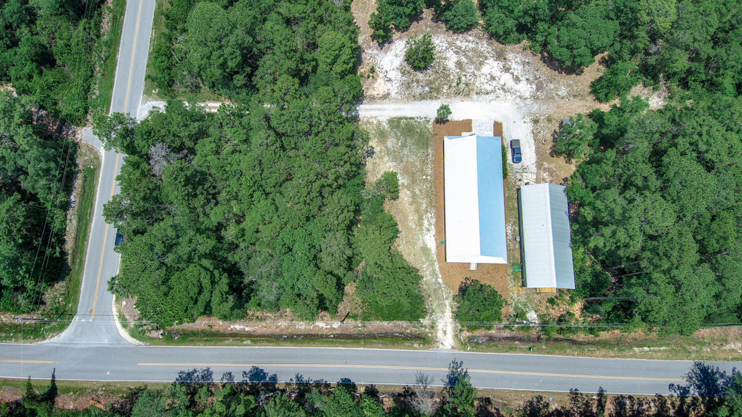 UNDER CONTRACT, SCHEDULED TO CLOSE MARCH 1, 2021, TAKING BACKUPS. Priced to sell! partially cleared and build ready in hot Point Washington! Lot has alley way entrance in Grayton Bayou Purchase with neighboring listing MLS 827325 for discounted price. Popular subdivision with pool and bay access in East Point Washington. X Flood zone according to the county maps.Great location only 4 miles from Grayton Beach State Park, schools, 30A and all its restaurants, shopping and amenities without being in the fray! Great location for primary or secondary home! House plans available.