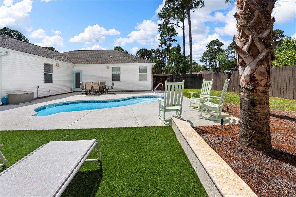 ELIZABETH FARMS 4TH ADDN UNREC - Residential