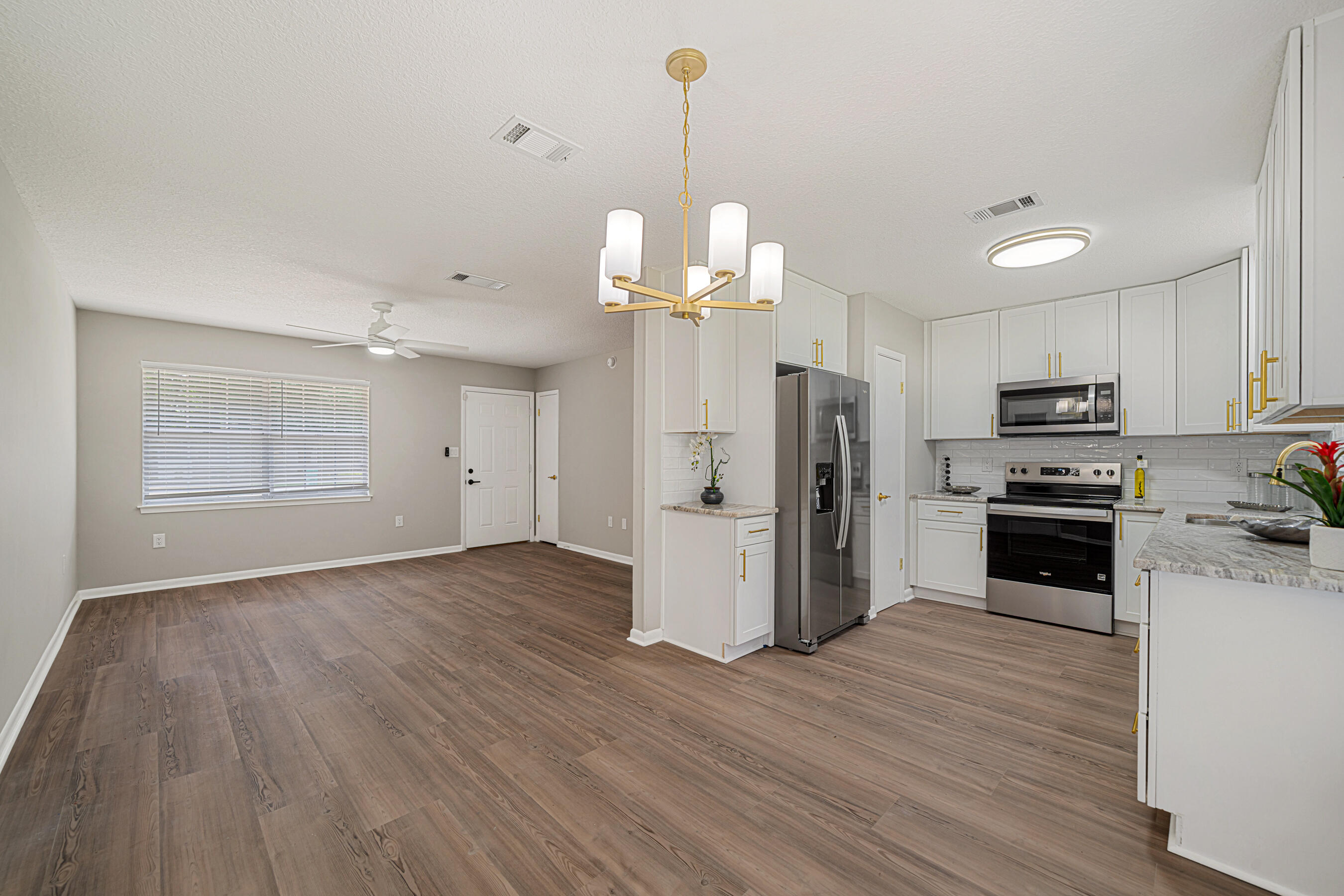 OAKDALE MIN/FARMS - Residential