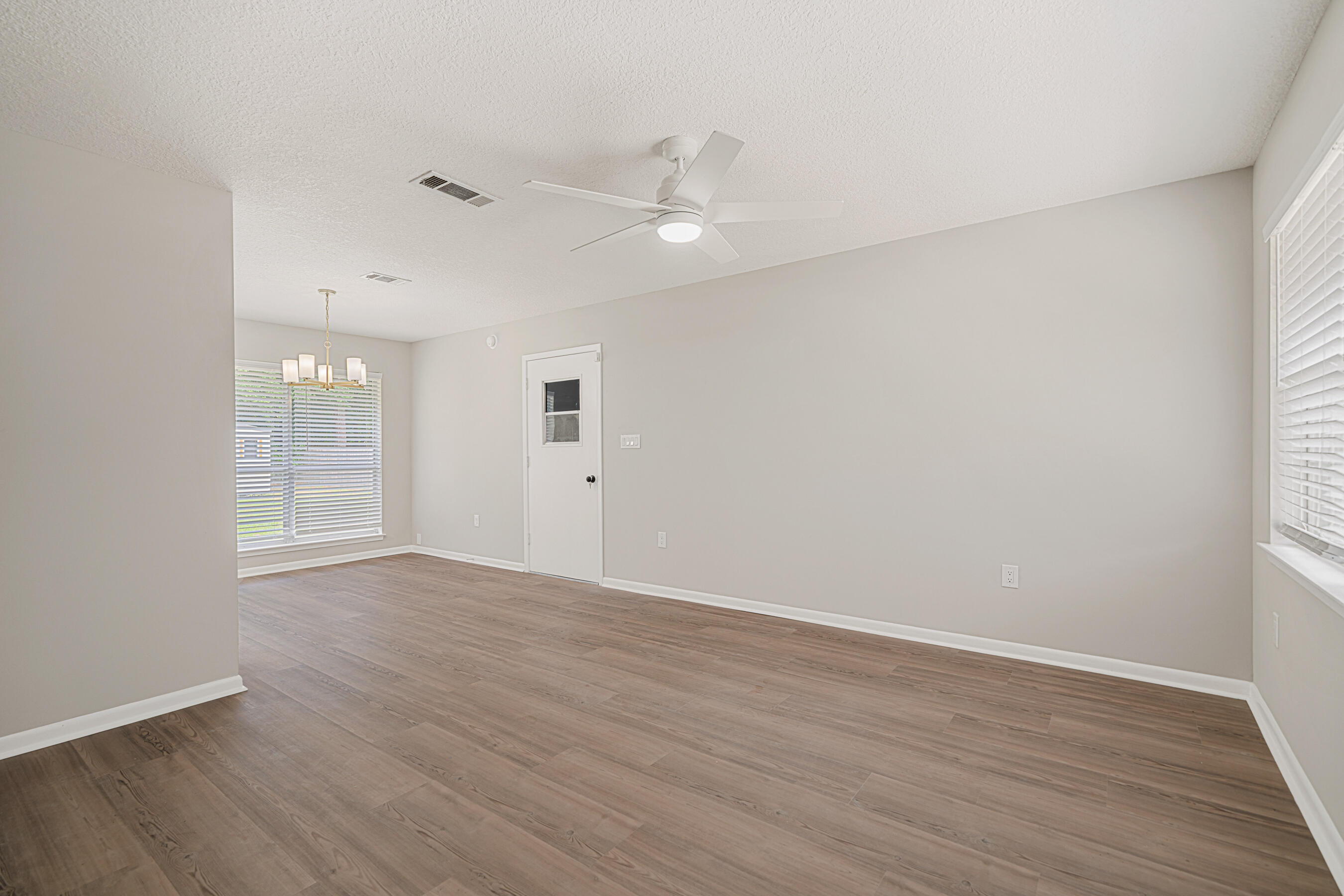 OAKDALE MIN/FARMS - Residential