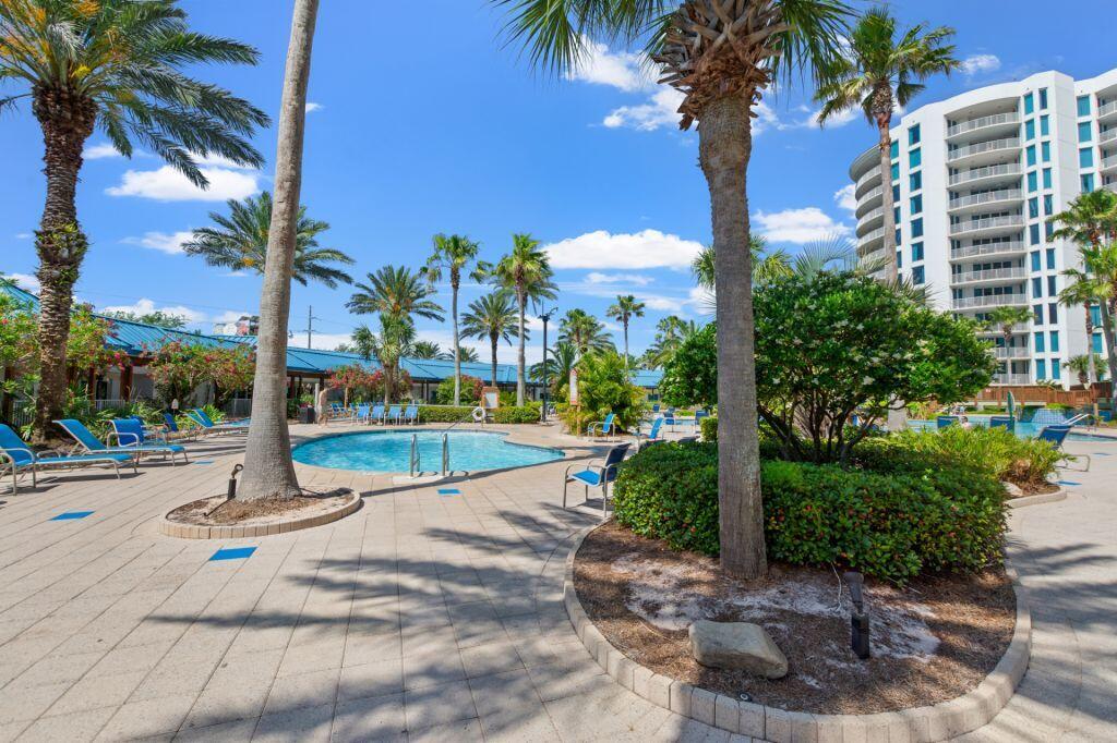 PALMS OF DESTIN (THE) - Residential