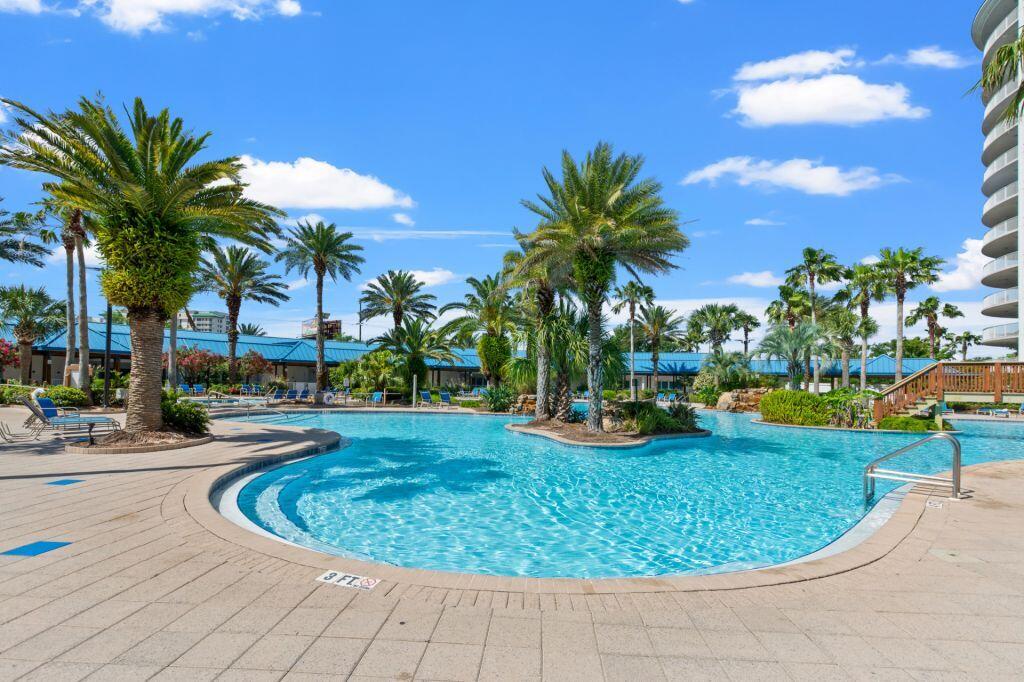PALMS OF DESTIN (THE) - Residential