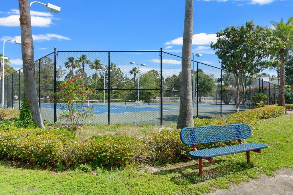 PALMS OF DESTIN (THE) - Residential