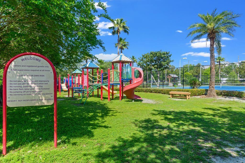 PALMS OF DESTIN (THE) - Residential