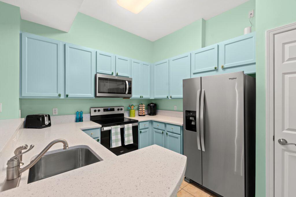 PALMS OF DESTIN (THE) - Residential