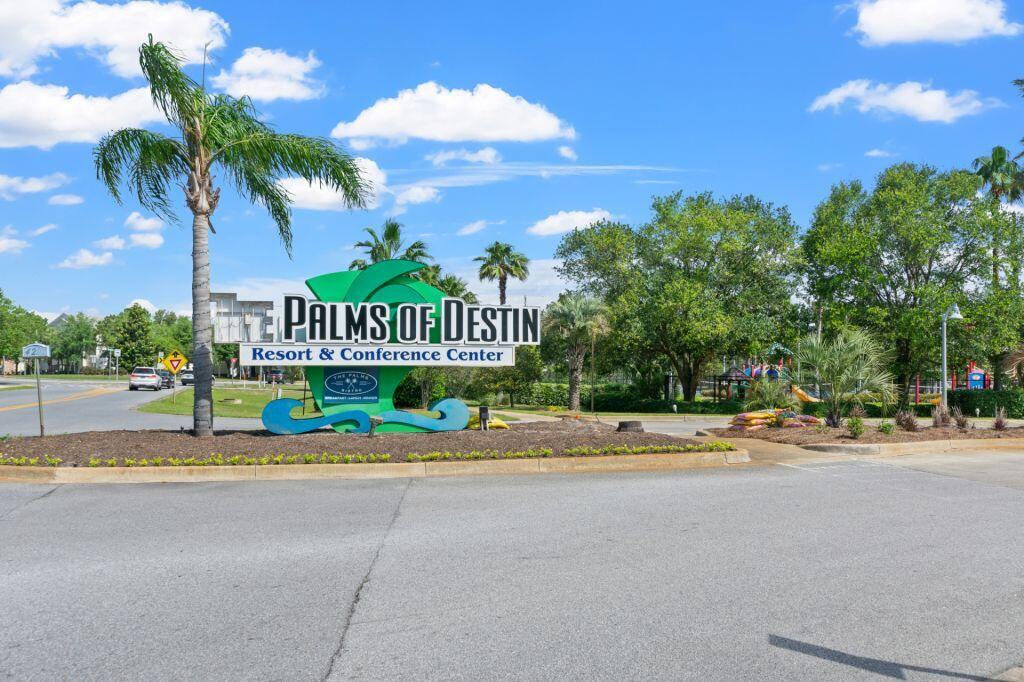 PALMS OF DESTIN (THE) - Residential