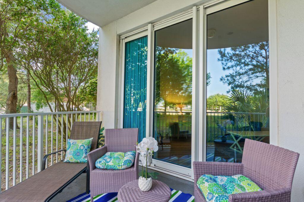 PALMS OF DESTIN (THE) - Residential