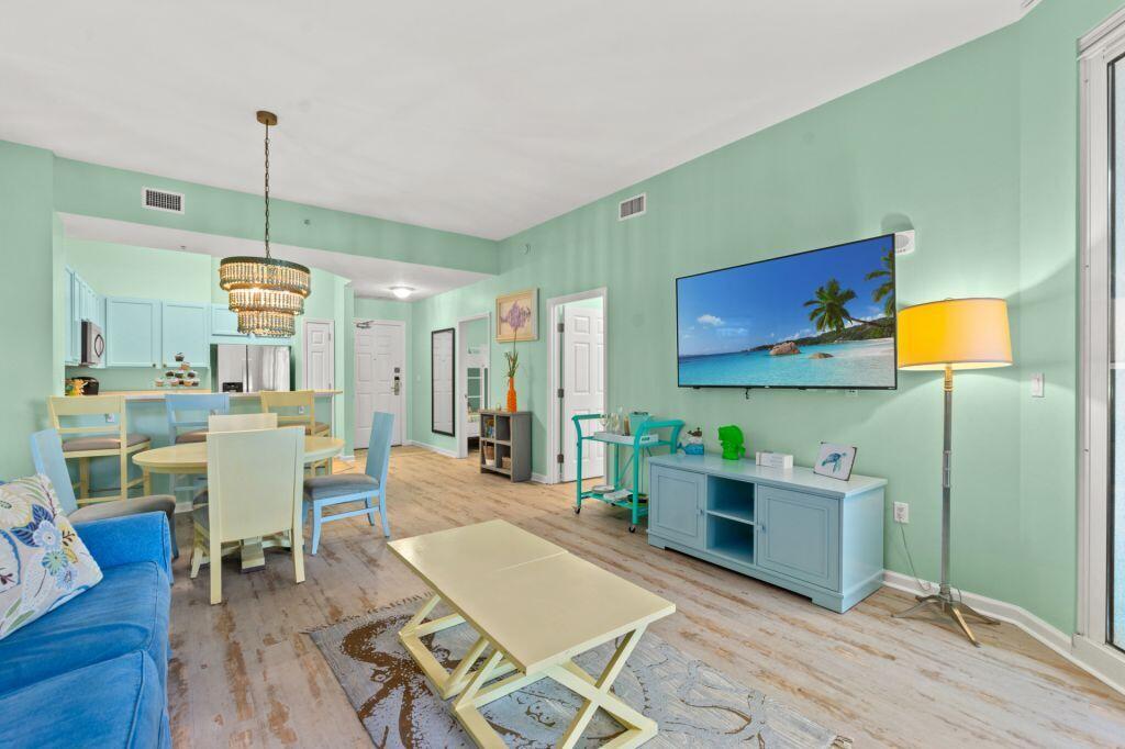 PALMS OF DESTIN (THE) - Residential