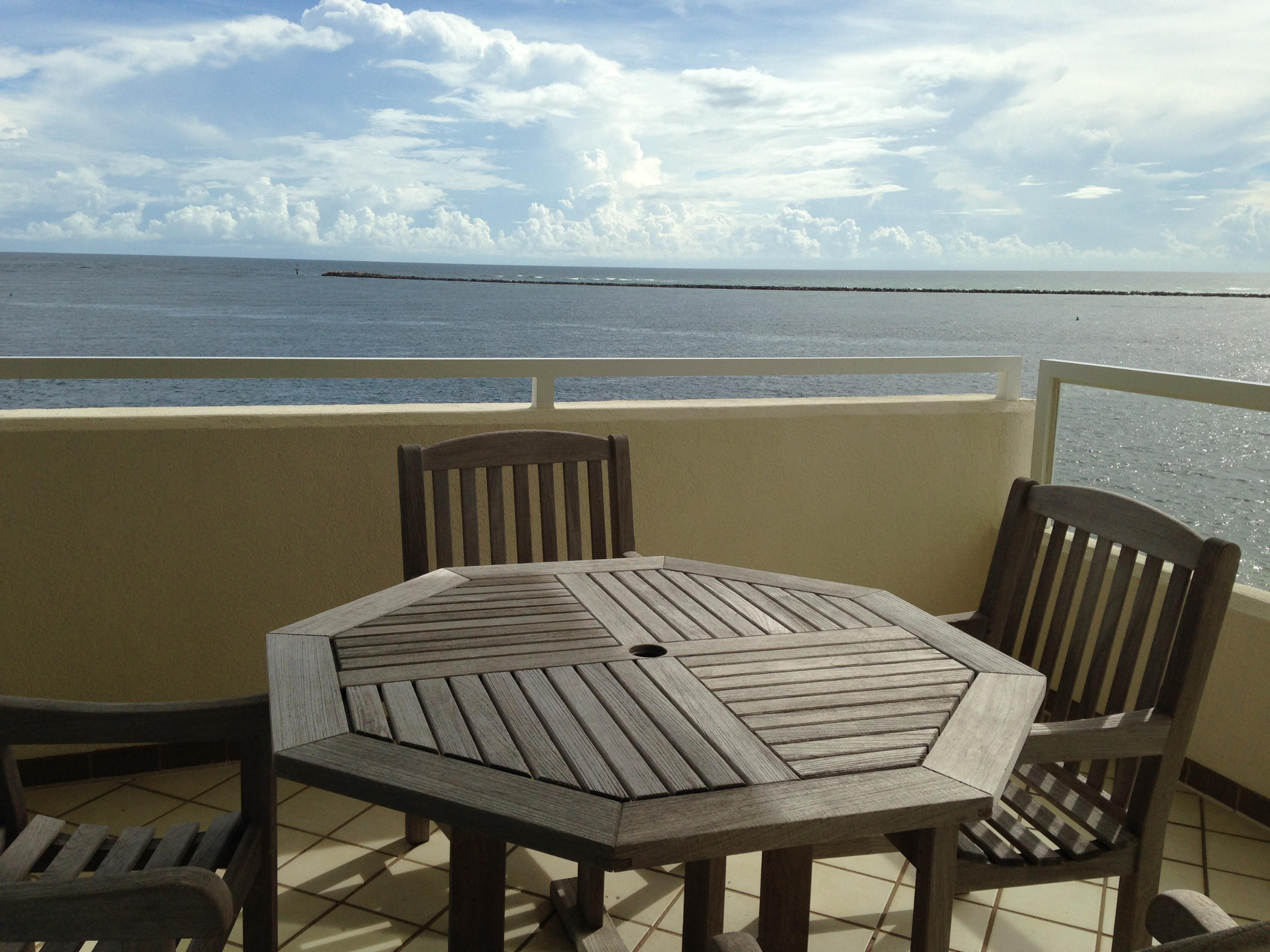 East Pass Towers Condominiums - Residential