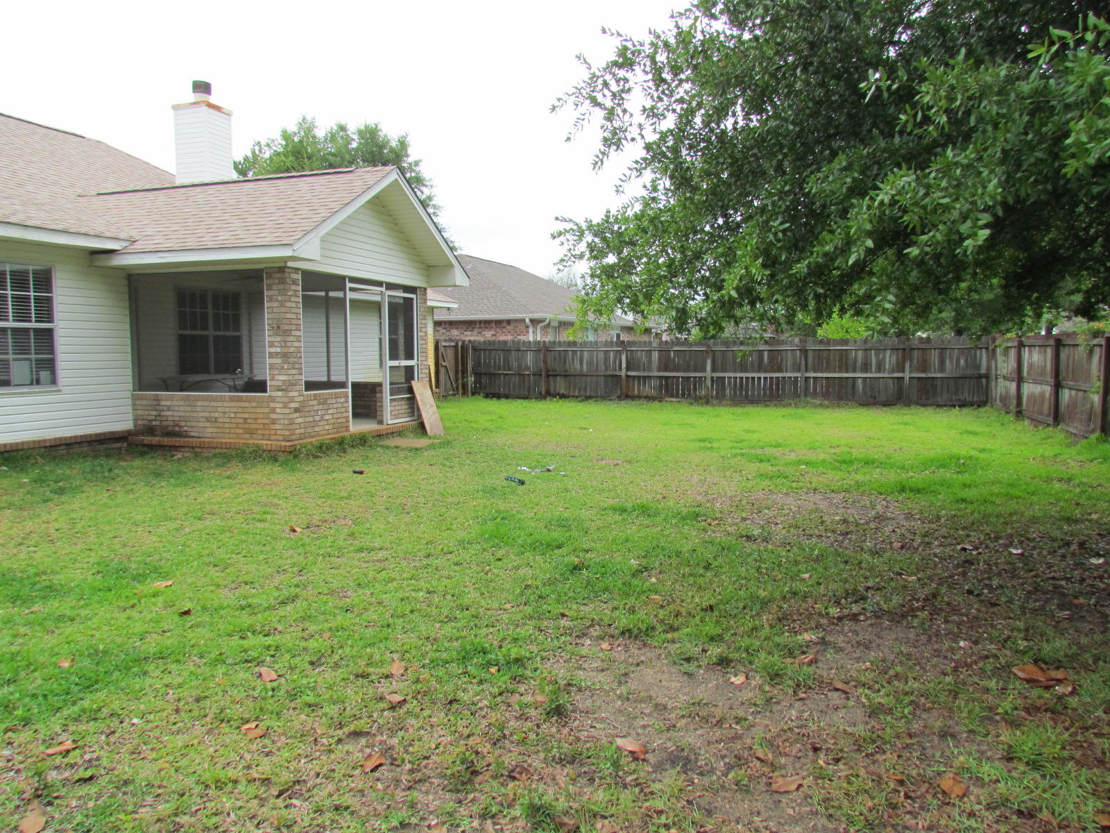 SHADOW OAK S/D - Residential Lease