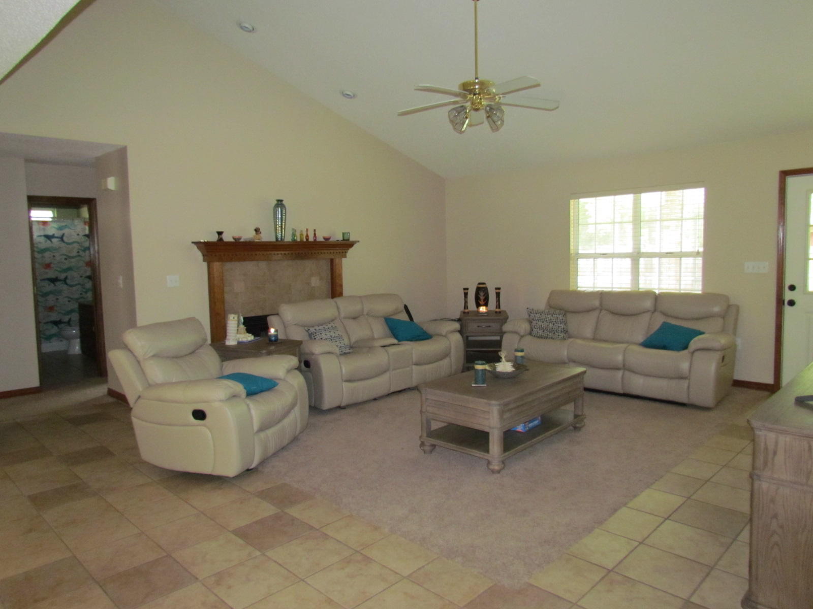 SHADOW OAK S/D - Residential Lease