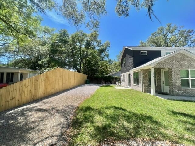 HELMS & ALLEN S/D LOTS 17 & 18 - Residential Lease