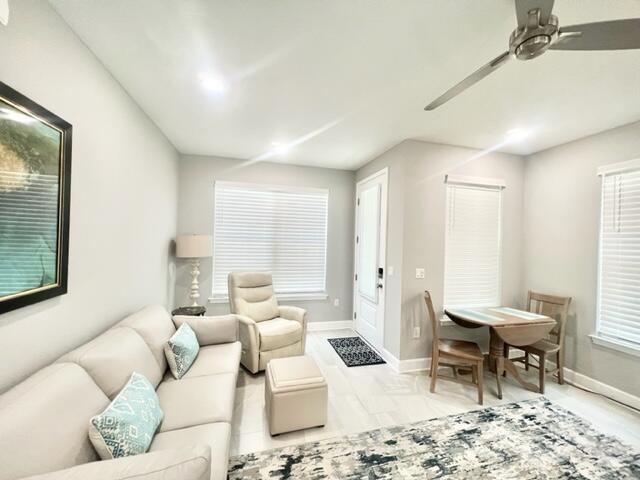 HELMS & ALLEN S/D LOTS 17 & 18 - Residential Lease